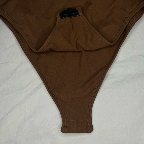 NEW* Bodysuit Sexy Ribbed One Piece / Square Neck / Long Sleeve / Coffee / Large - Picture 6 of 8